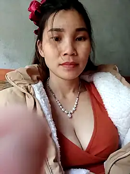 Snapshot of Bear_bear0 chatting on November 19, 2025, 6:13 am Bear bear0 online show from November 19, 2025, 6:13 am