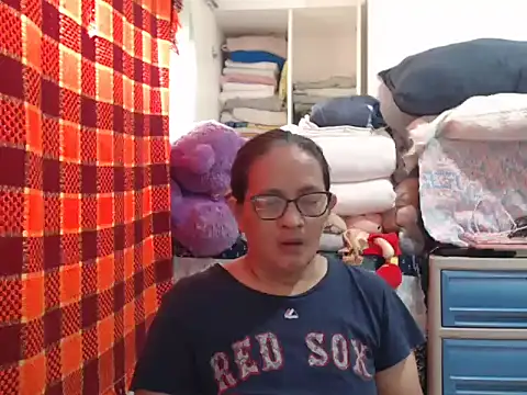 Kinkybela2025 online show from November 28, 2025, 11:16 pm