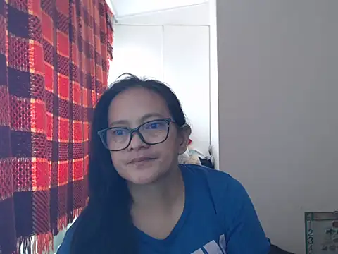 Snapshot of Kinkybela2025 chatting on June 20, 2026, 1:21 am Kinkybela2025 online show from June 20, 2026, 1:21 am
