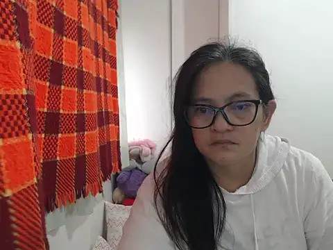 Kinkybela2025 online show from August 7, 2026, 10:49 pm