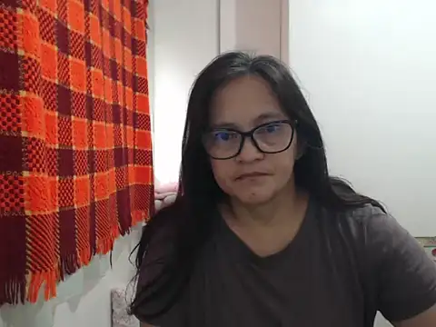 Kinkybela2025 online show from August 6, 2026, 11:00 pm