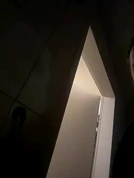 bart98geil online show from October 20, 2025, 6:04 am