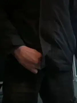 Snapshot of bart98geil chatting on February 14, 2026, 6:57 am bart98geil online show from February 14, 2026, 6:57 am