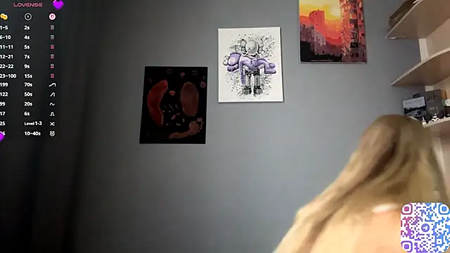 Snapshot of LeilaBilberry chatting on November 26, 2025, 3:06 am LeilaBilberry online show from November 26, 2025, 3:06 am