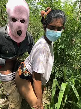 Snapshot of couplesexroom chatting on November 5, 2025, 5:21 am couplesexroom online show from November 5, 2025, 5:21 am