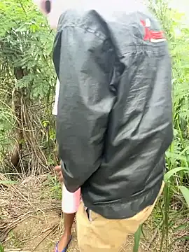 Snapshot of couplesexroom chatting on November 8, 2025, 5:00 am couplesexroom online show from November 8, 2025, 5:00 am