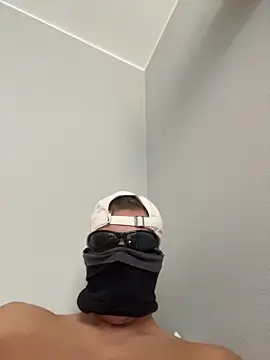 Snapshot of iCum_uCum chatting on November 13, 2025, 11:25 am iCum uCum online show from November 13, 2025, 11:25 am