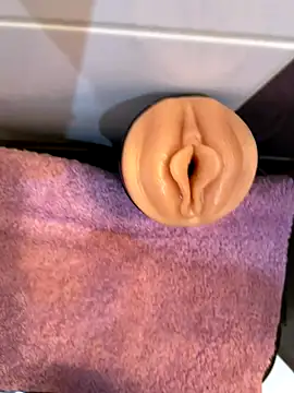 Snapshot of iCum_uCum chatting on October 25, 2025, 3:01 pm iCum uCum online show from October 25, 2025, 3:01 pm