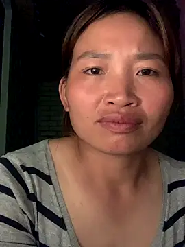 Snapshot of sowbibi chatting on October 28, 2025, 1:21 pm sowbibi online show from October 28, 2025, 1:21 pm