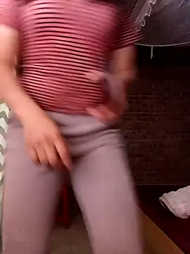 Snapshot of sowbibi chatting on December 3, 2025, 12:48 pm sowbibi online show from December 3, 2025, 12:48 pm