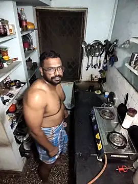 Snapshot of Siranjeevishiva chatting on April 15, 2026, 6:01 pm Siranjeevishiva online show from April 15, 2026, 6:01 pm