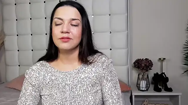 Snapshot of AlsouKass chatting on November 9, 2025, 6:39 am AlsouKass online show from November 9, 2025, 6:39 am