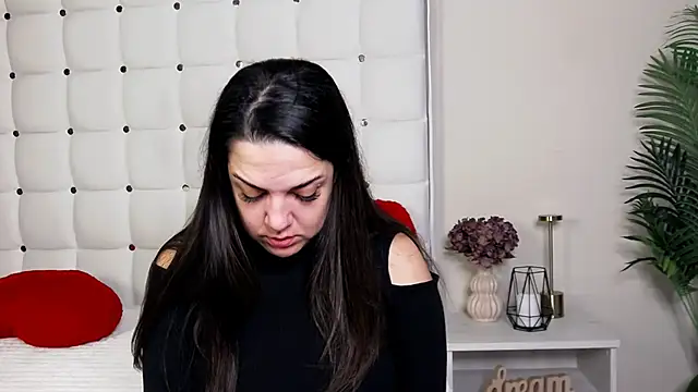 Snapshot of AlsouKass chatting on November 17, 2025, 6:28 am AlsouKass online show from November 17, 2025, 6:28 am