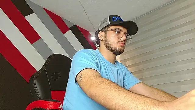 Snapshot of Zac_Golden chatting on June 8, 2026, 11:55 am Zac Golden online show from June 8, 2026, 11:55 am