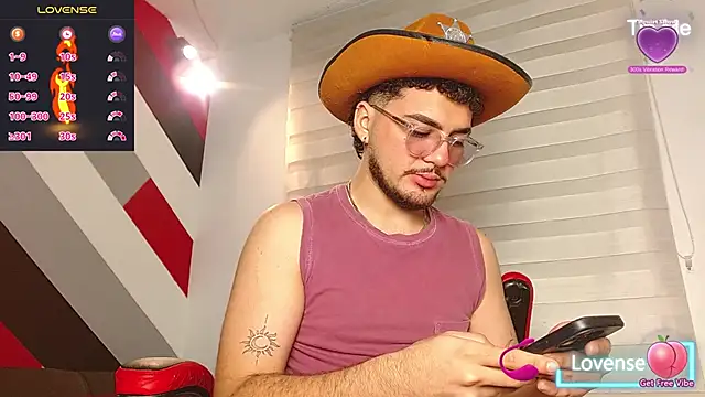 Snapshot of Zac_Golden chatting on March 22, 2026, 1:56 pm Zac Golden online show from March 22, 2026, 1:56 pm