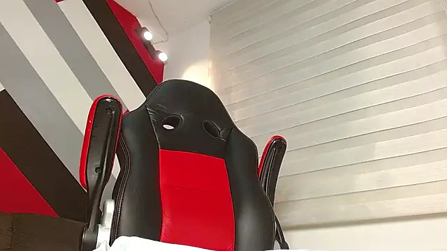 Snapshot of Zac_Golden chatting on March 1, 2026, 10:10 pm Zac Golden online show from March 1, 2026, 10:10 pm