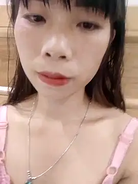 Snapshot of mekaka00 chatting on October 28, 2025, 10:25 am mekaka00 online show from October 28, 2025, 10:25 am