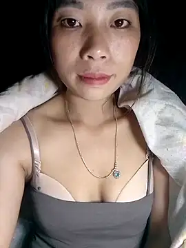 Snapshot of mekaka00 chatting on December 3, 2025, 8:19 pm mekaka00 online show from December 3, 2025, 8:19 pm