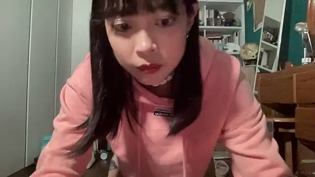 Snapshot of tw_tansan chatting on November 22, 2025, 2:38 pm tw tansan online show from November 22, 2025, 2:38 pm