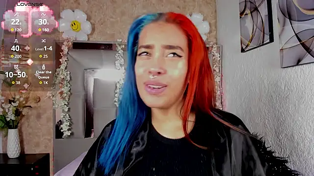 Cristall ravven online show from February 3, 2026, 2:53 am