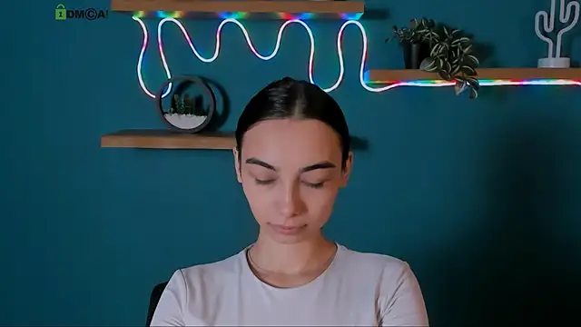 Snapshot of kira_light__ chatting on October 21, 2025, 8:36 am kira light online show from October 21, 2025, 8:36 am