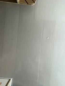 Violeet-Smith online show from December 17, 2025, 4:34 pm