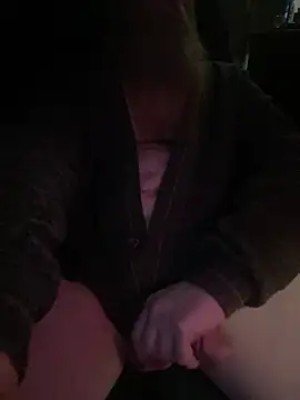 Snapshot of Macduckd chatting on February 18, 2026, 2:42 am Macduckd online show from February 18, 2026, 2:42 am