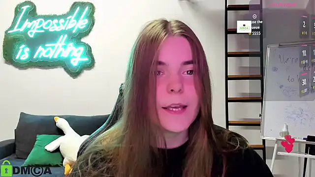 Snapshot of MiraaBloom chatting on November 3, 2025, 2:31 pm MiraaBloom online show from November 3, 2025, 2:31 pm