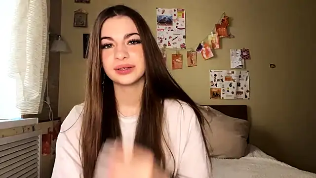 Snapshot of TheRealAnna chatting on November 5, 2025, 9:56 am TheRealAnna online show from November 5, 2025, 9:56 am