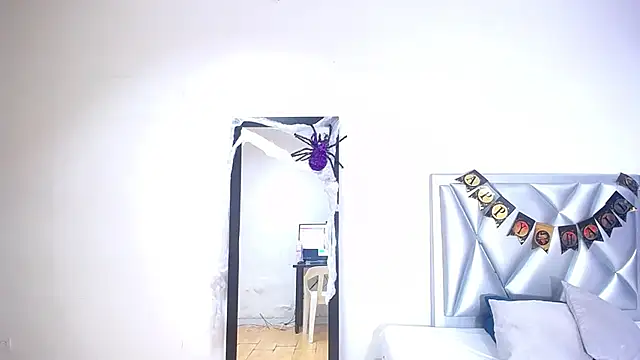 sexycum dumpster online show from October 27, 2025, 2:29 pm