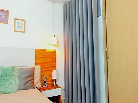 Abbie royy online show from October 31, 2025, 1:24 am