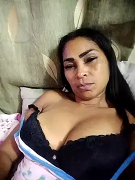 Snapshot of Sussana_tinner chatting on October 24, 2025, 1:26 am Sussana tinner online show from October 24, 2025, 1:26 am
