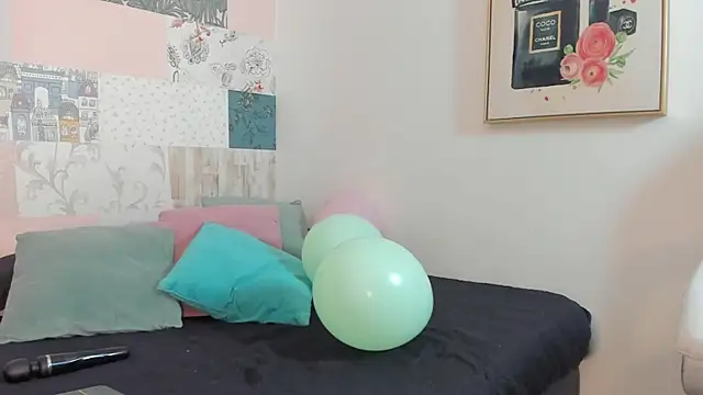 Snapshot of Anna_Tood chatting on November 12, 2025, 11:25 am Anna Tood online show from November 12, 2025, 11:25 am