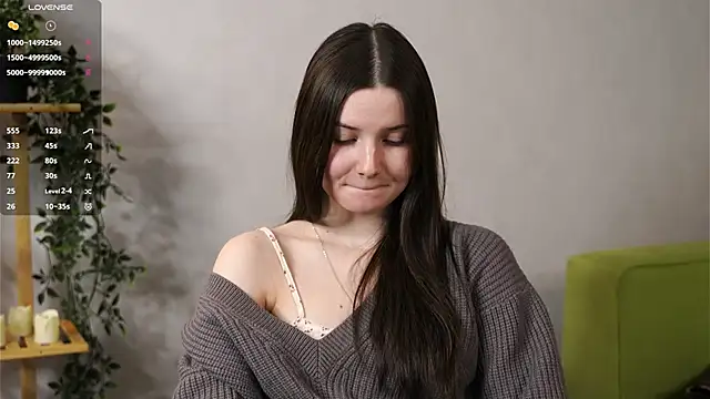 Snapshot of LonnaSkar chatting on November 26, 2025, 9:20 am LonnaSkar online show from November 26, 2025, 9:20 am