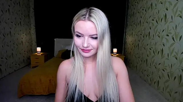 Snapshot of LexyeLure chatting on November 26, 2025, 3:39 am LexyeLure online show from November 26, 2025, 3:39 am