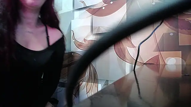 Snapshot of luna_mansonn chatting on October 24, 2025, 3:27 am luna mansonn online show from October 24, 2025, 3:27 am