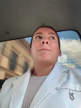 Snapshot of Talia_Bonet chatting on November 8, 2025, 3:59 pm Talia Bonet online show from November 8, 2025, 3:59 pm