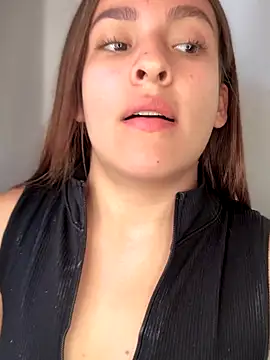 Snapshot of Talia_Bonet chatting on November 13, 2025, 2:54 pm Talia Bonet online show from November 13, 2025, 2:54 pm