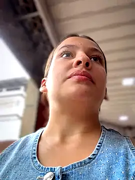 Snapshot of Talia_Bonet chatting on November 30, 2025, 1:56 pm Talia Bonet online show from November 30, 2025, 1:56 pm