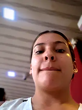 Snapshot of Talia_Bonet chatting on November 27, 2025, 2:28 pm Talia Bonet online show from November 27, 2025, 2:28 pm