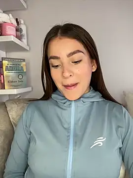 Snapshot of Talia_Bonet chatting on November 5, 2025, 2:20 pm Talia Bonet online show from November 5, 2025, 2:20 pm