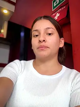 Snapshot of Talia_Bonet chatting on December 3, 2025, 3:11 pm Talia Bonet online show from December 3, 2025, 3:11 pm