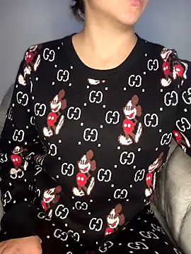 Snapshot of Talia_Bonet chatting on December 13, 2025, 8:04 pm Talia Bonet online show from December 13, 2025, 8:04 pm