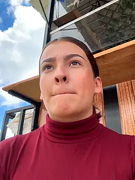 Snapshot of Talia_Bonet chatting on October 26, 2025, 4:40 pm Talia Bonet online show from October 26, 2025, 4:40 pm