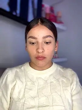 Snapshot of Talia_Bonet chatting on November 18, 2025, 2:53 pm Talia Bonet online show from November 18, 2025, 2:53 pm