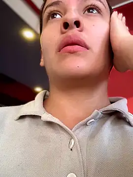 Snapshot of Talia_Bonet chatting on December 1, 2025, 12:17 pm Talia Bonet online show from December 1, 2025, 12:17 pm