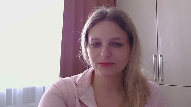 Snapshot of ElisSky301 chatting on April 19, 2026, 11:55 am ElisSky301 online show from April 19, 2026, 11:55 am