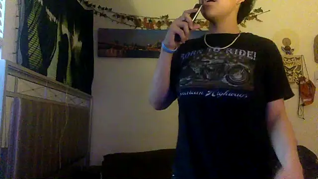 kxnnyvxz online show from October 20, 2025, 10:32 pm