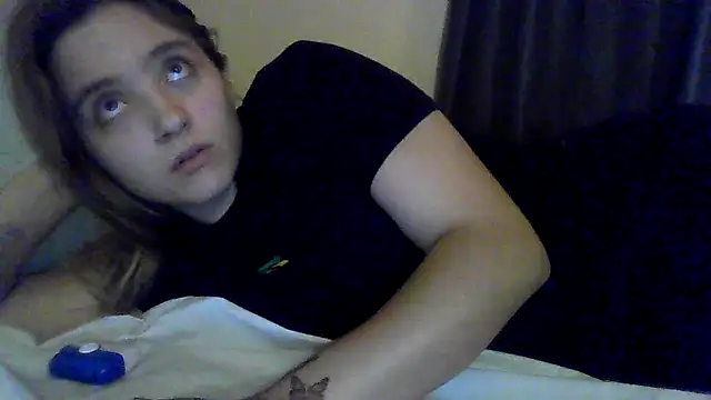 Snapshot of xoxokehlani chatting on November 17, 2025, 12:03 am xoxokehlani online show from November 17, 2025, 12:03 am