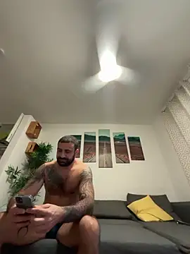 Snapshot of morfeoeros14 chatting on November 18, 2025, 6:11 pm morfeoeros14 online show from November 18, 2025, 6:11 pm